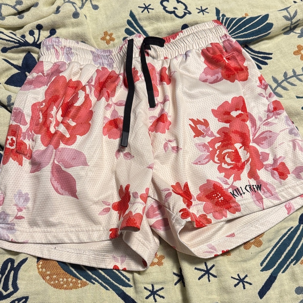 Kill Crew Floral Women's Shorts - Pink and White Muy Tai style size L